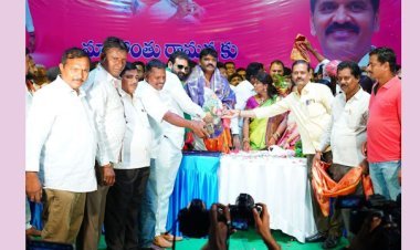 पूर्व महापौर डॉ. बोंथु राम मोहन का जन्मदिन भव्य समारोहों और परोपकारी गतिविधियों के साथ मनाया गया